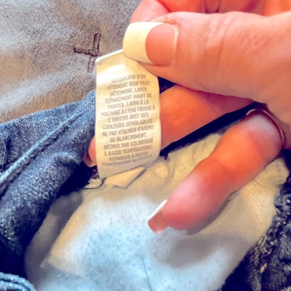 American Eagle Jean Shorts Sz 6 - Picture 4 of 4